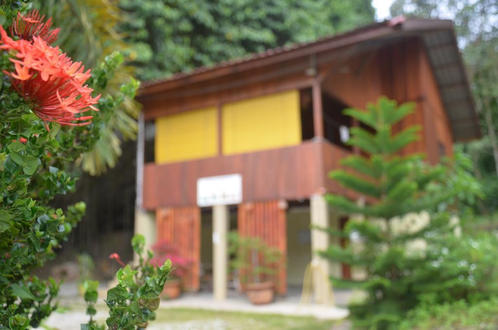 Country House Pulai Holiday Village Гуа-Мусанг Екстер'єр фото